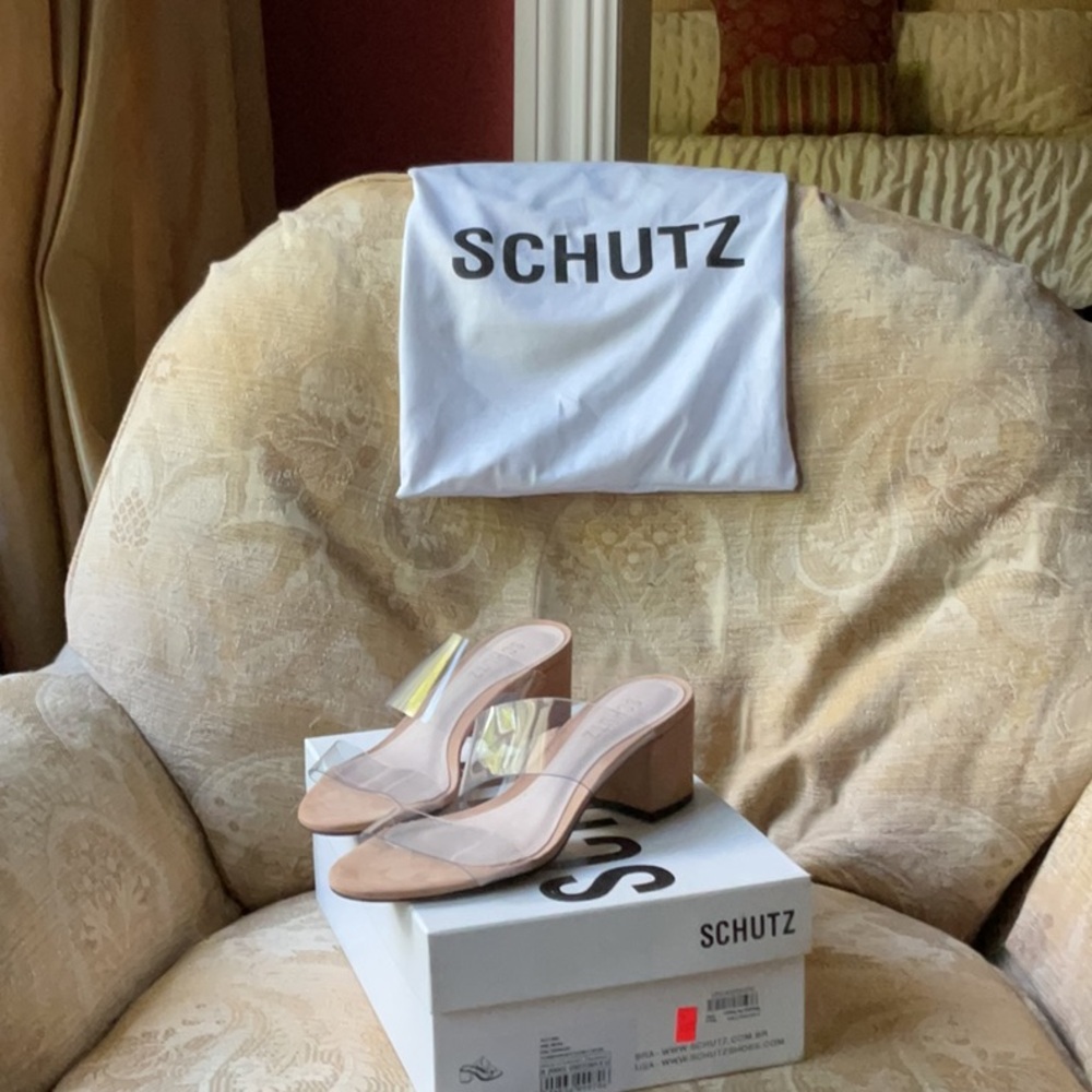 SCHUTZ Tan Elegant Heels